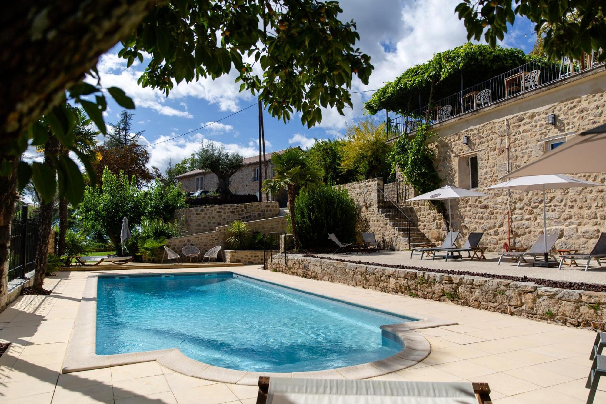 Hotel Domaine de la Pinède à Aubenas Extérieur photo