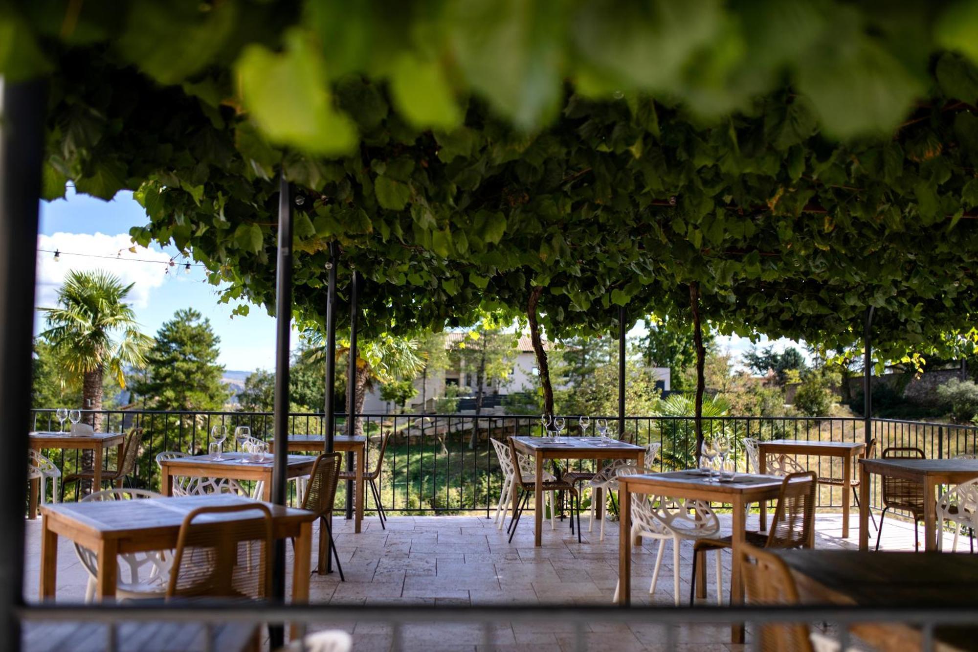 Hotel Domaine de la Pinède à Aubenas Extérieur photo