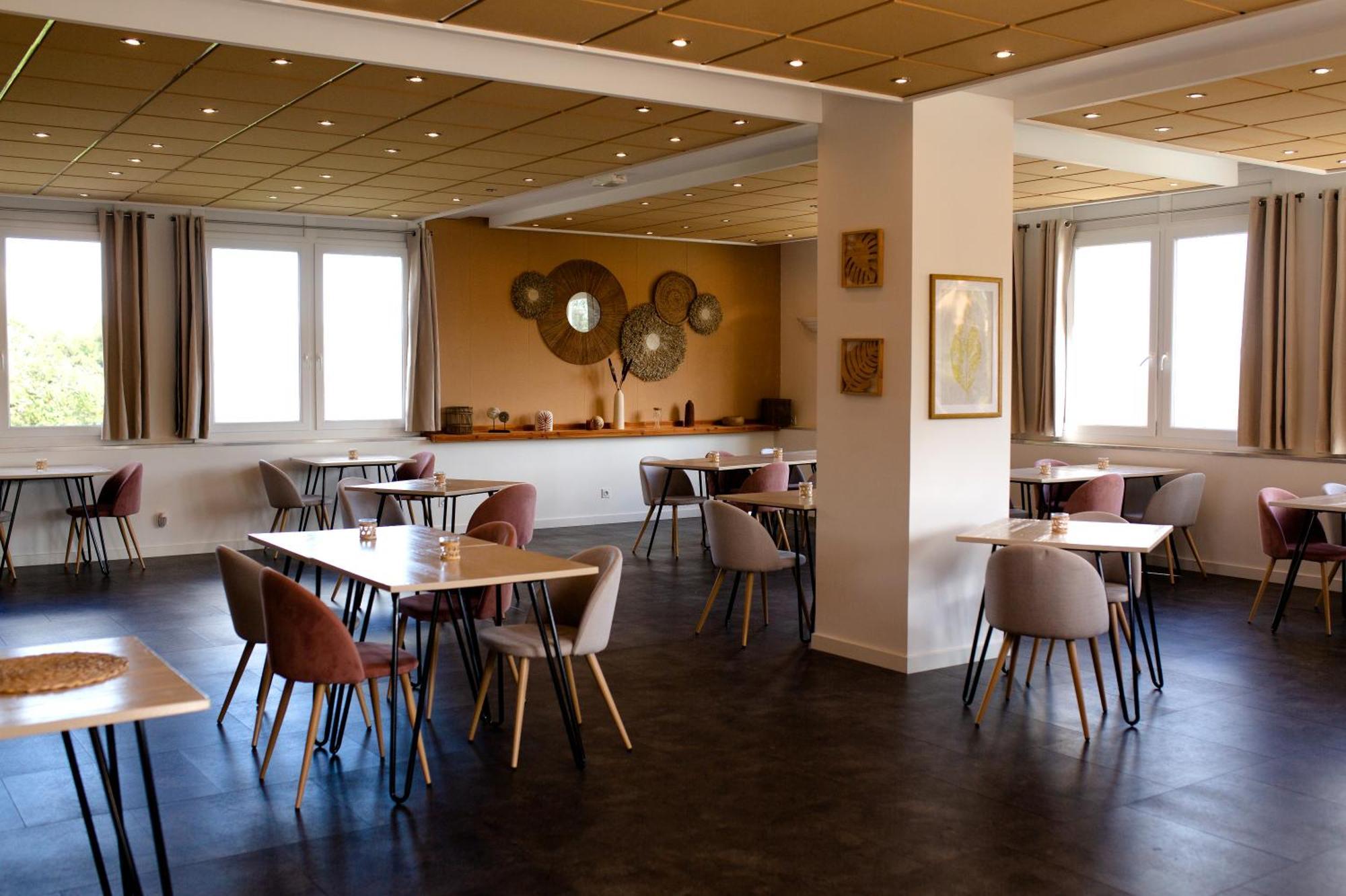 Hotel Domaine de la Pinède à Aubenas Extérieur photo